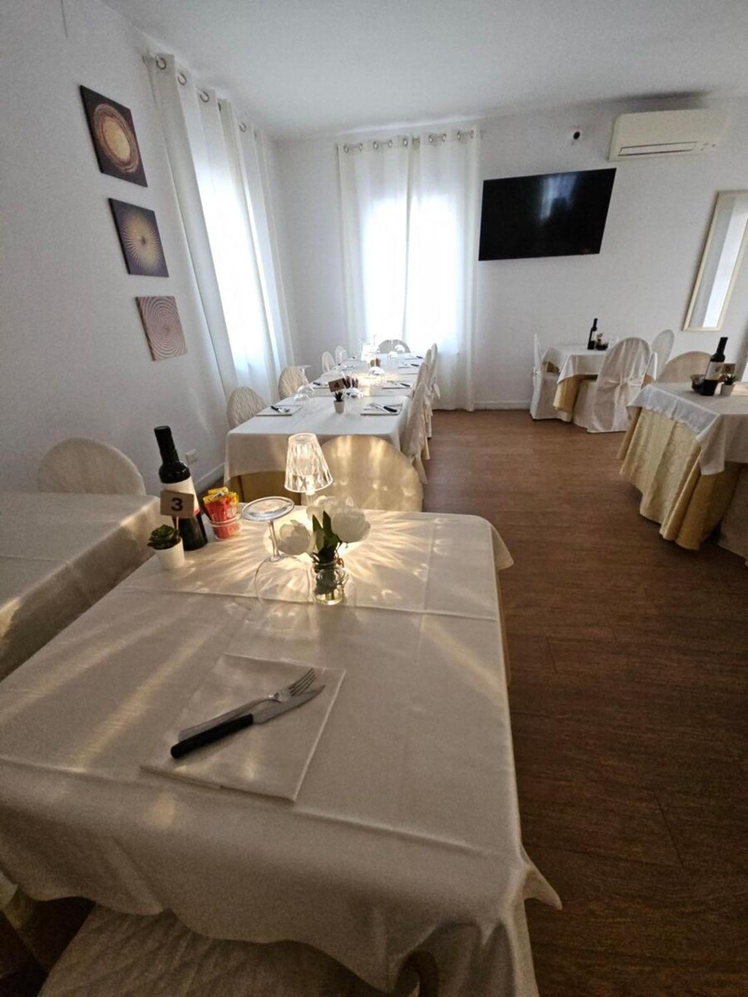 Hotel Mazzocchetti Citta Sant'Angelo Exterior photo